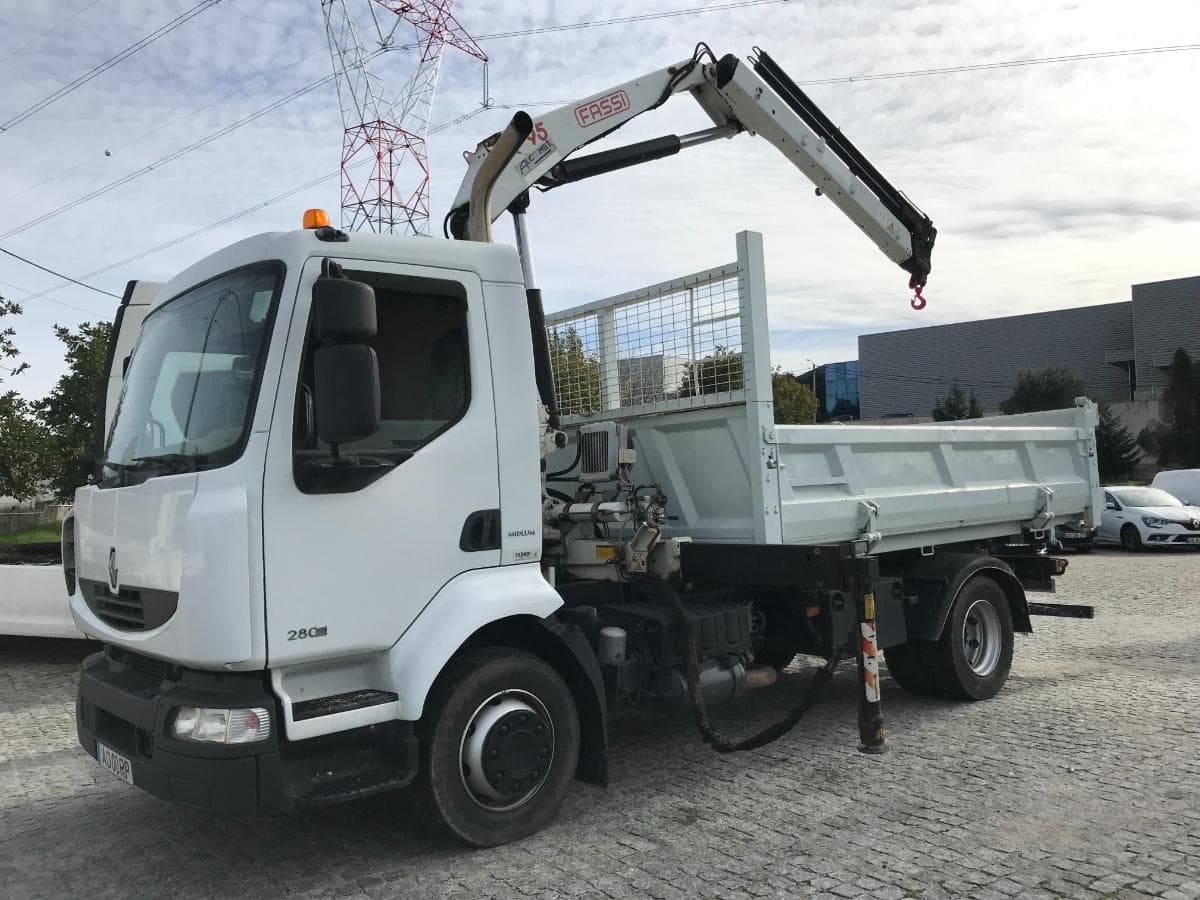 Renault 280DXI · Grua Fassi — imagen 13