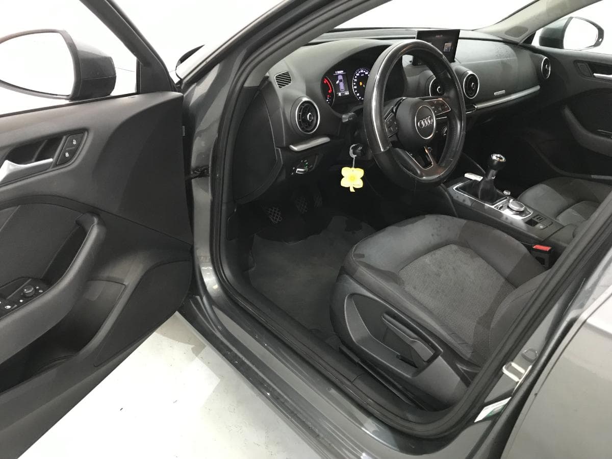 Audi A3 1.6TDI · Ano 2017 — image 18
