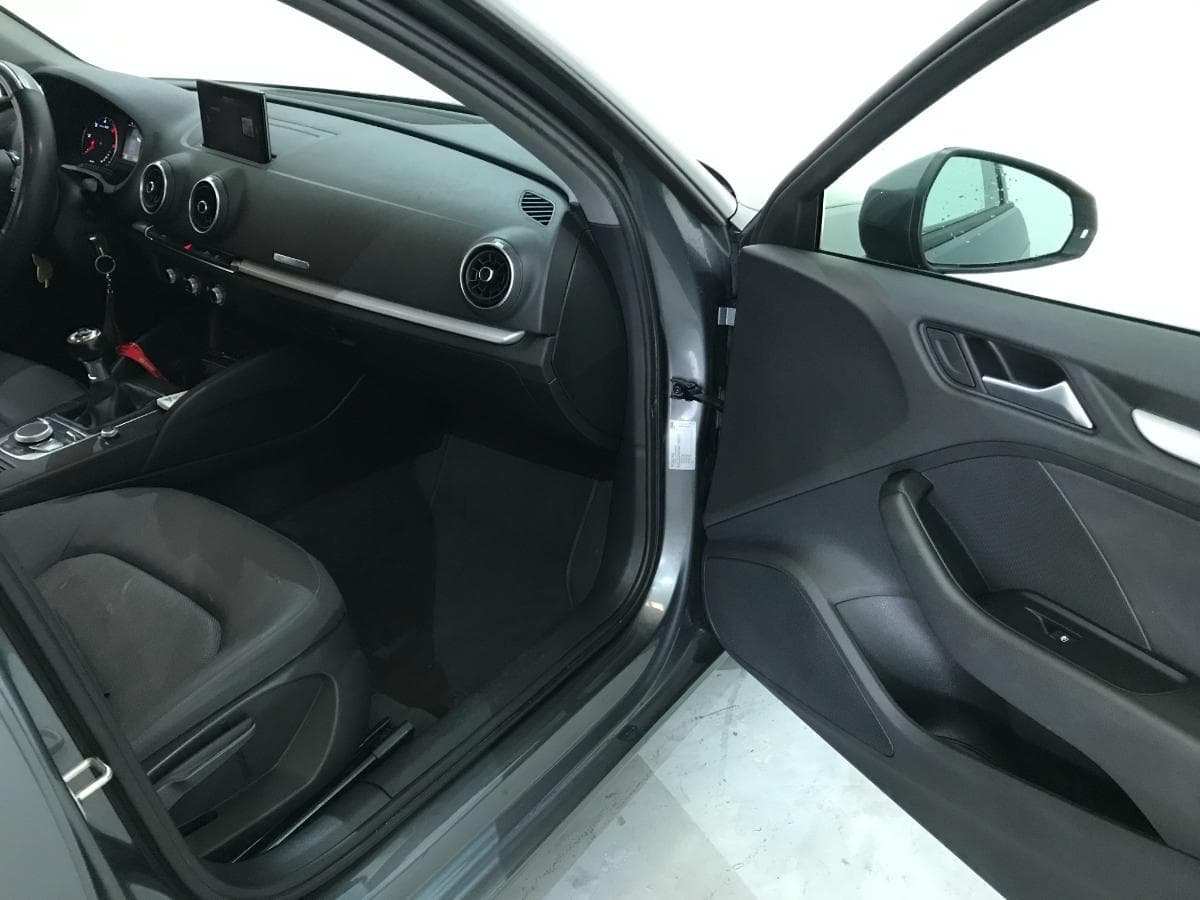 Audi A3 1.6TDI · Ano 2017 — image 24