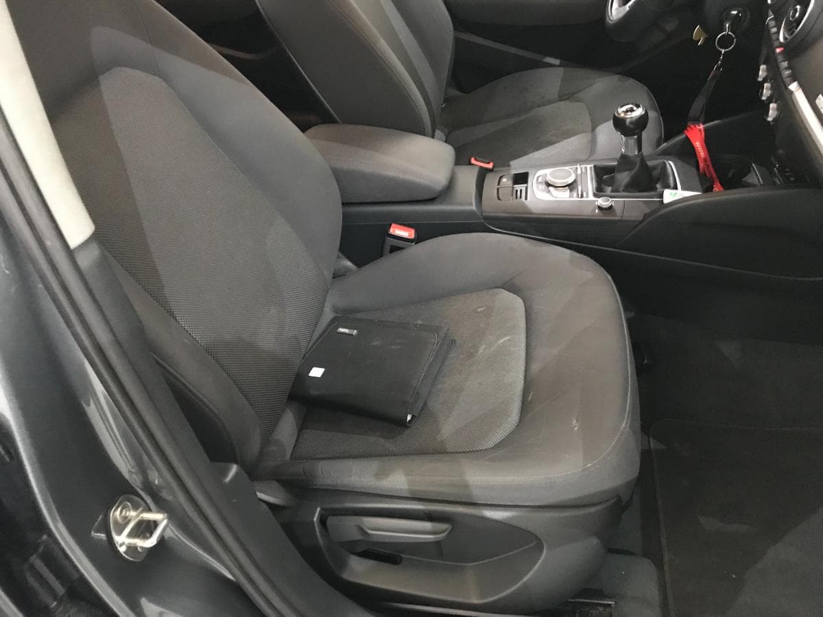 Audi A3 1.6TDI · Ano 2017 — image 26