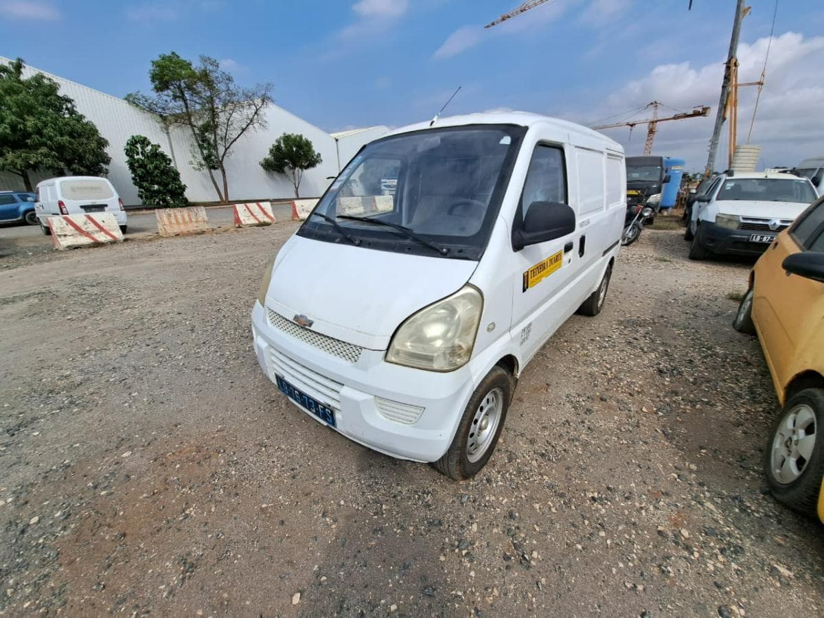 CHEVROLET N300 · Viana — image 1