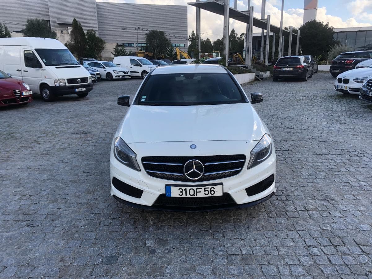Mercedes-Benz A 180CDI · Ano 2015 — imagen 2