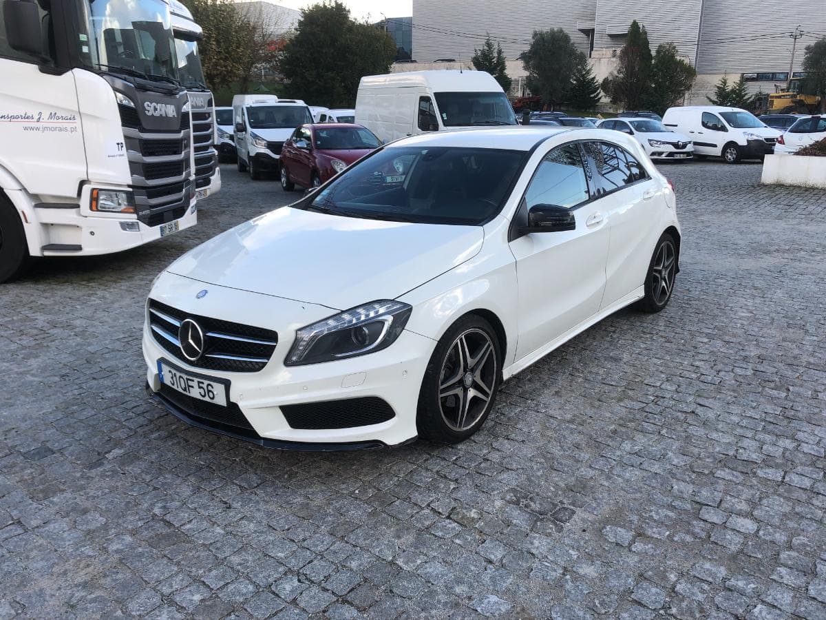 Mercedes-Benz A 180CDI · Ano 2015 — imagen 3