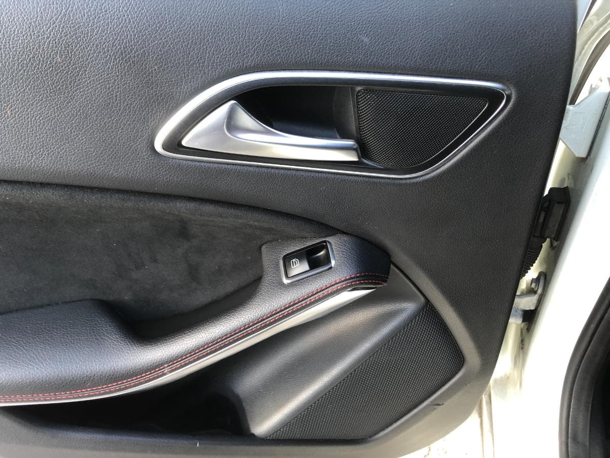 Mercedes-Benz A 180CDI · Ano 2015 — imagen 26