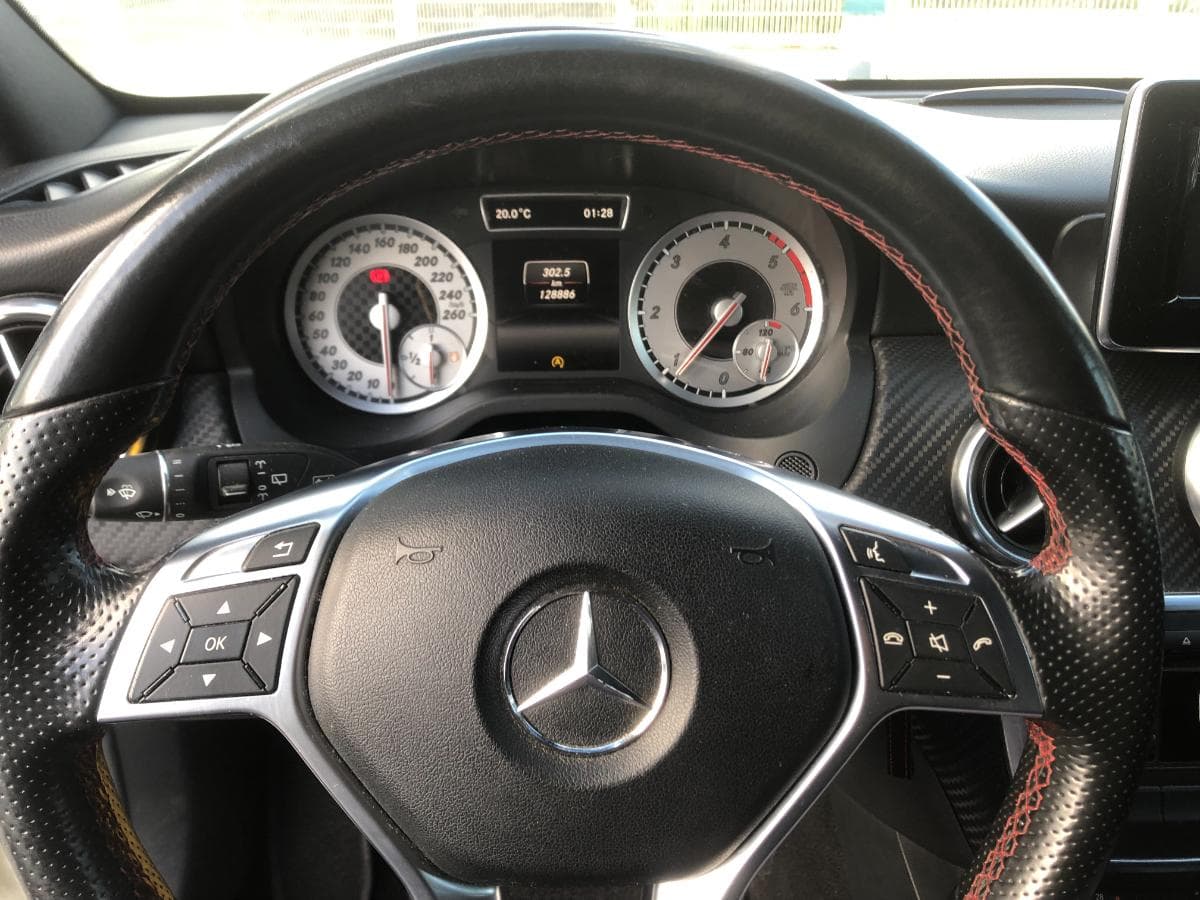 Mercedes-Benz A 180CDI · Ano 2015 — imagen 29