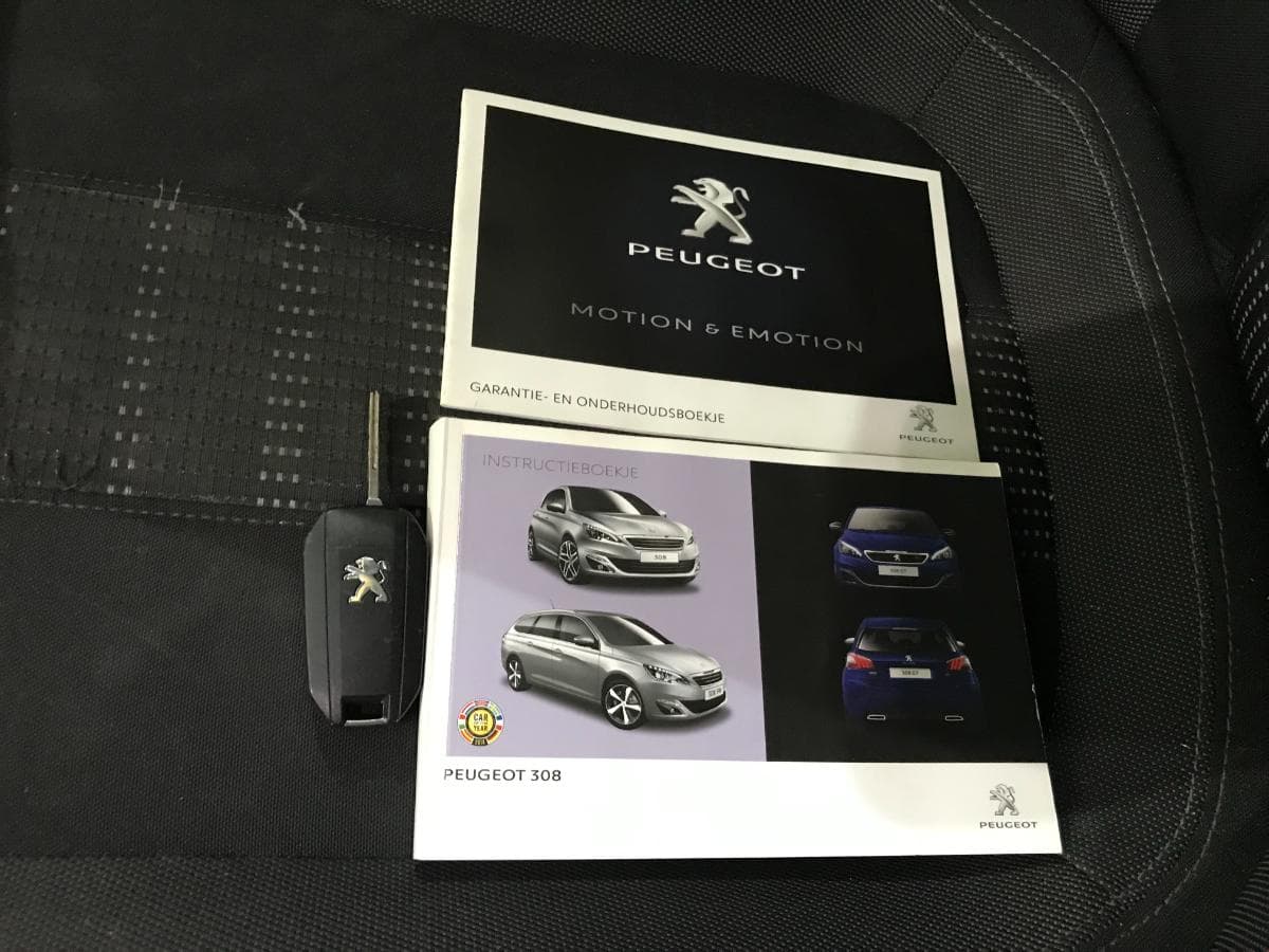 Peugeot 308 1.6 Blue HDI · Ano 2015 — imagem 55