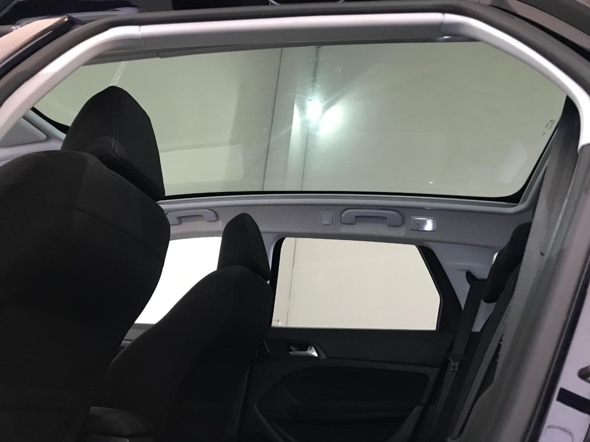 Peugeot 308 1.6 Blue HDI · Ano 2015 — imagem 54