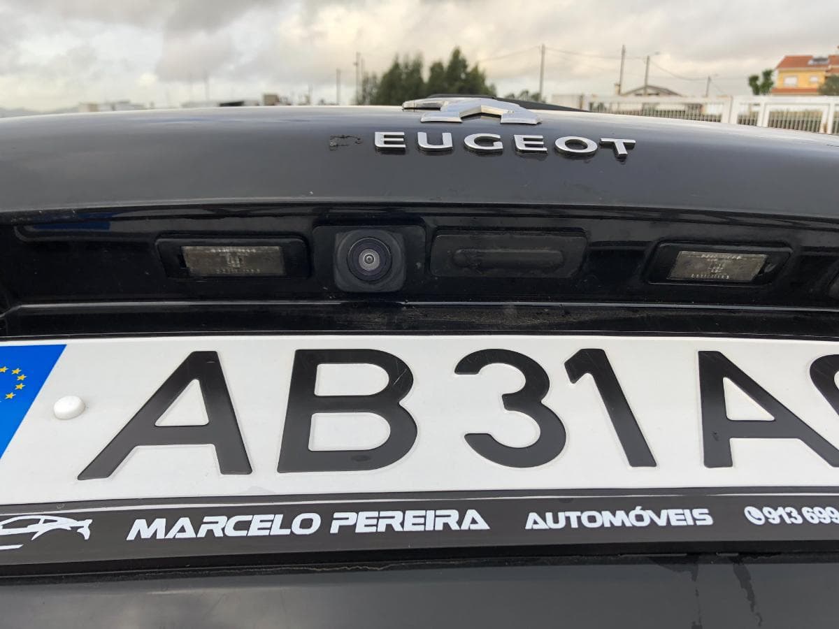 Peugeot 308 · Ano 2015 — imagem 8