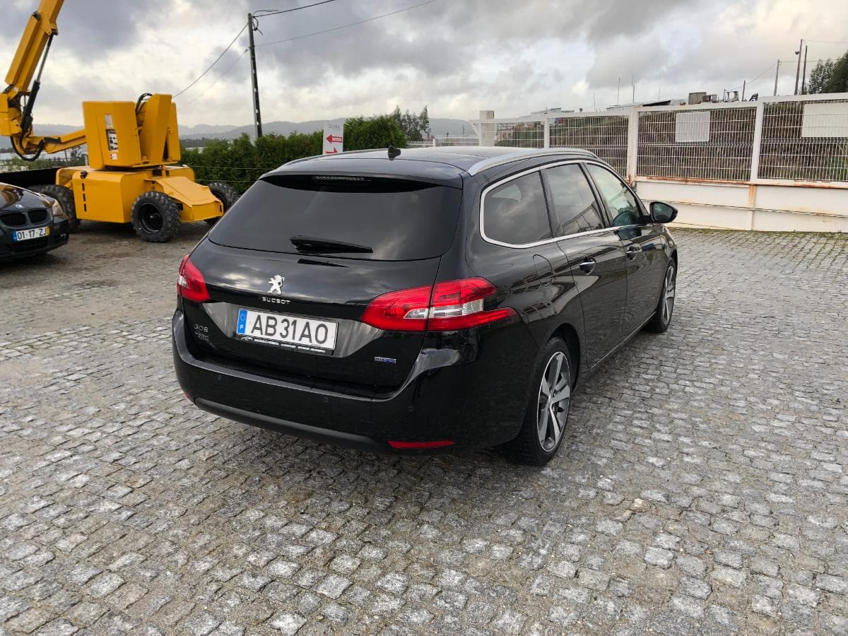 Peugeot 308 · Ano 2015 — imagem 5