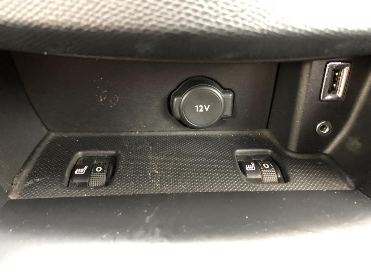 Peugeot 308 · Ano 2015 — imagem 27