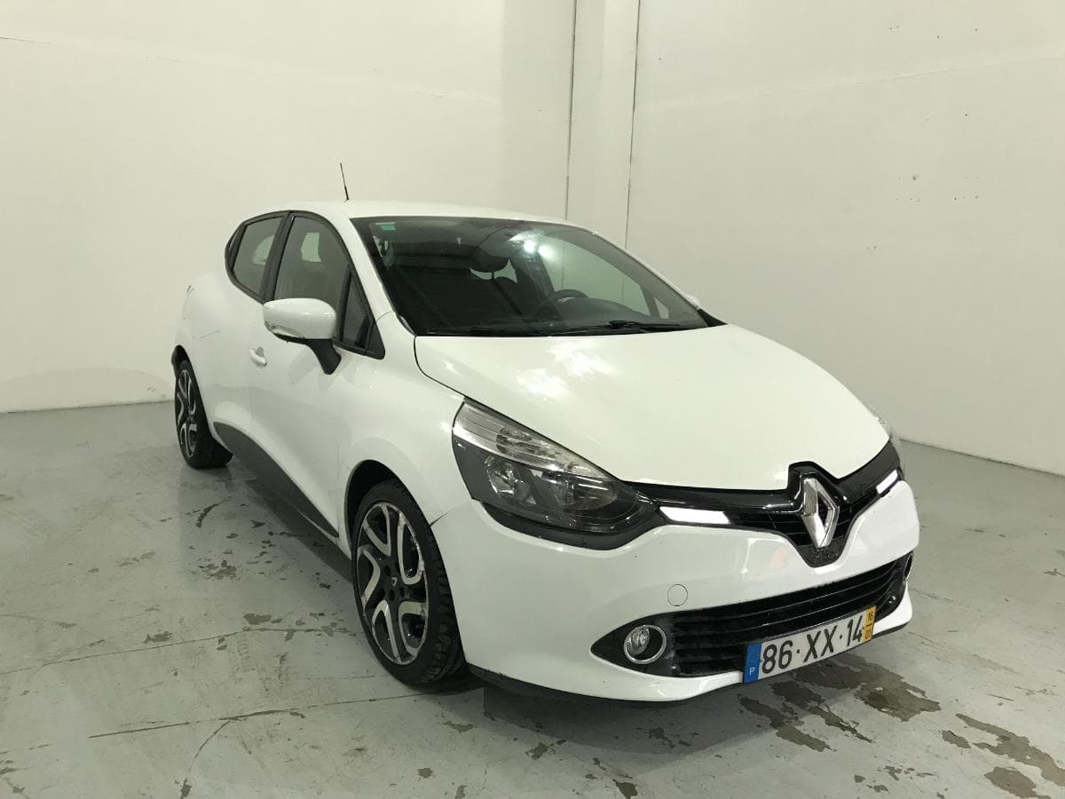 Renault Clio 1.5 DCI · Ano 2016 — image 2