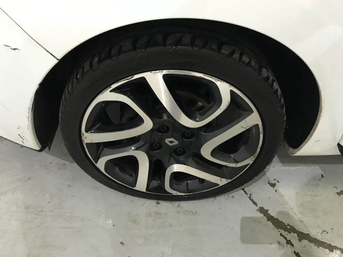 Renault Clio 1.5 DCI · Ano 2016 — image 20