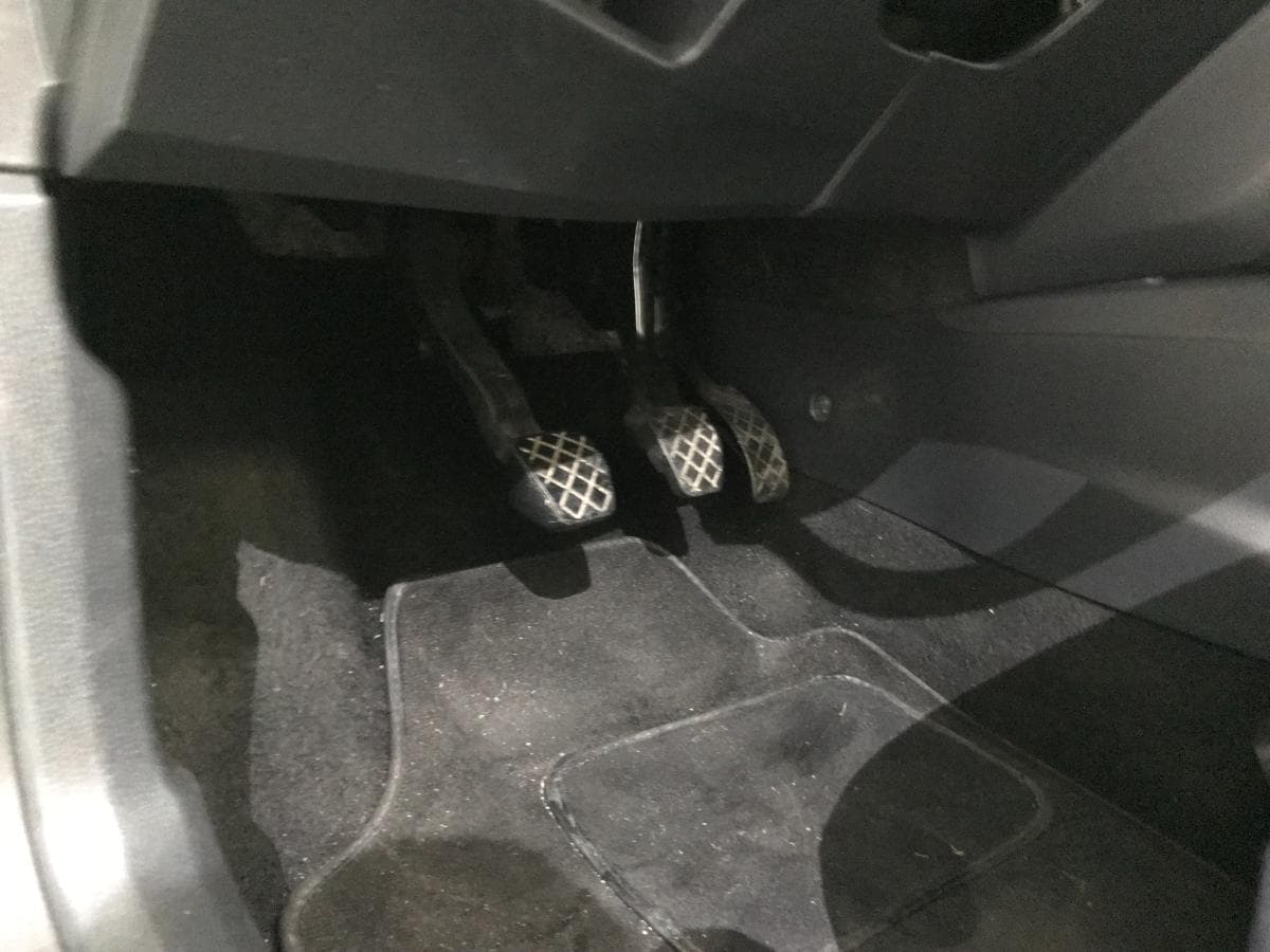 Seat Ibiza 1.2 TDI · Ano 2014 — image 24