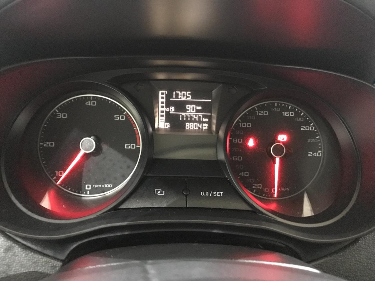 Seat Ibiza 1.2 TDI · Ano 2014 — image 27