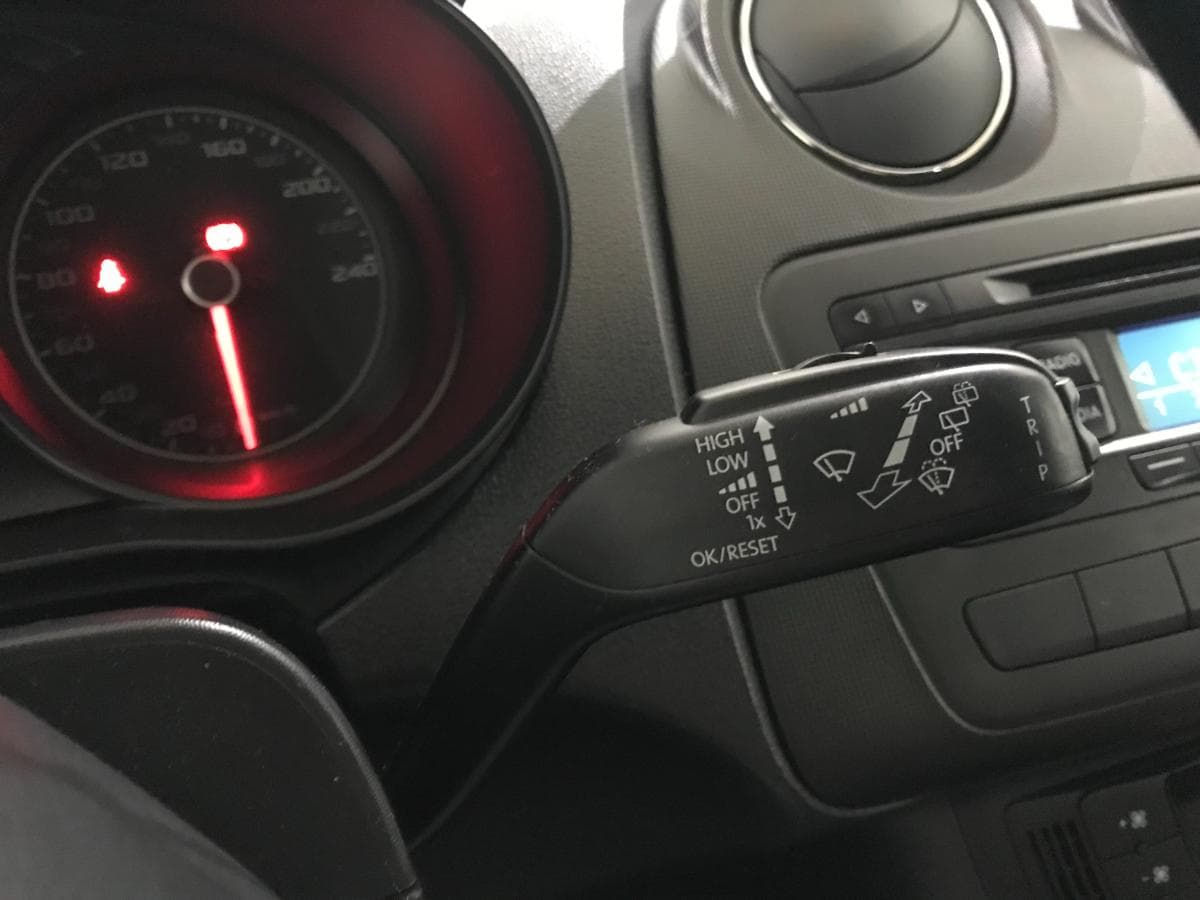 Seat Ibiza 1.2 TDI · Ano 2014 — image 30