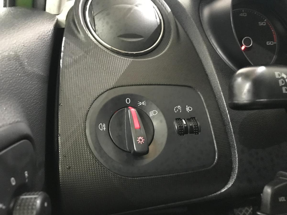 Seat Ibiza 1.2 TDI · Ano 2014 — image 34