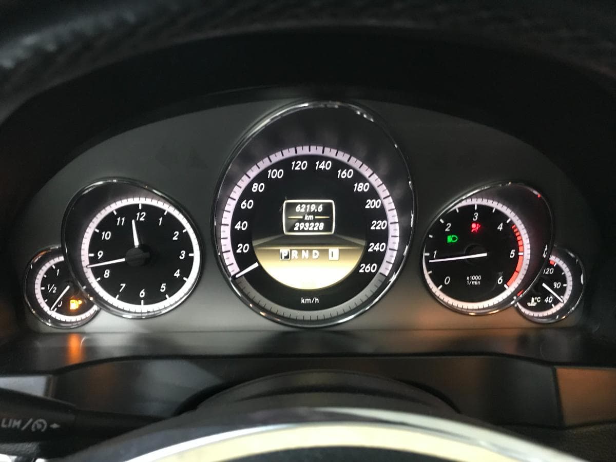 Mercedes-Benz E250 2.2CDI · Ano 2011 — image 42
