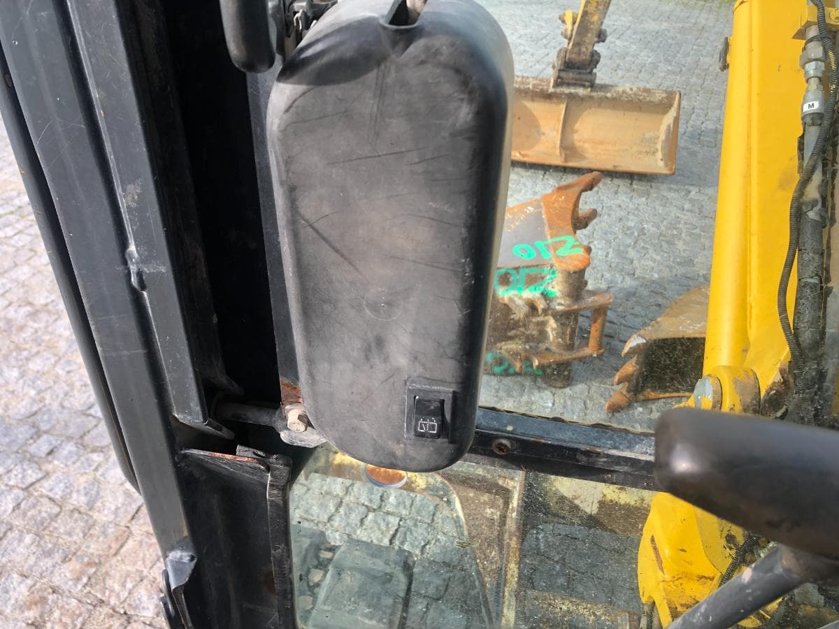 Mini Giratória Komatsu PC50MR-8 — imagen 31
