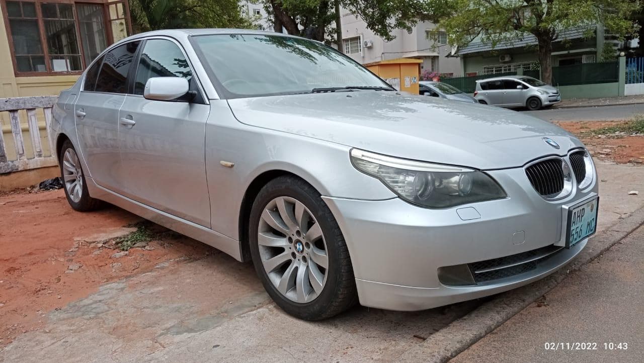 BMW modelo 530 · — image 1