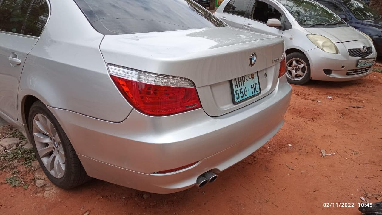 BMW modelo 530 · — image 12