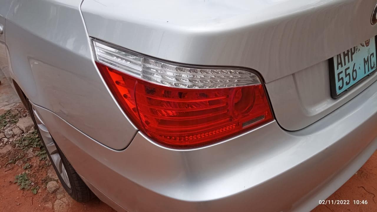 BMW modelo 530 · — image 13
