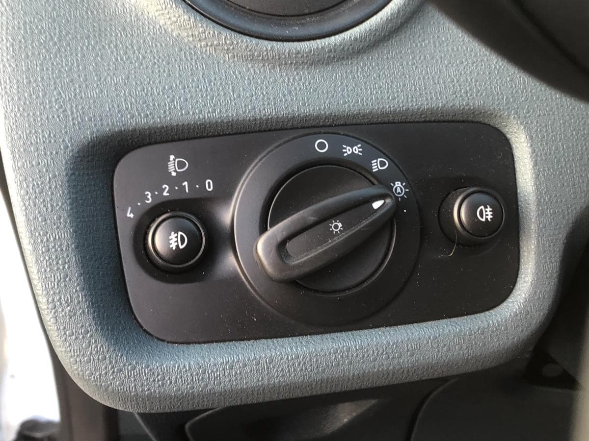 Ford Fiesta 1.4 TDCi · Ano 2010 — imagem 22