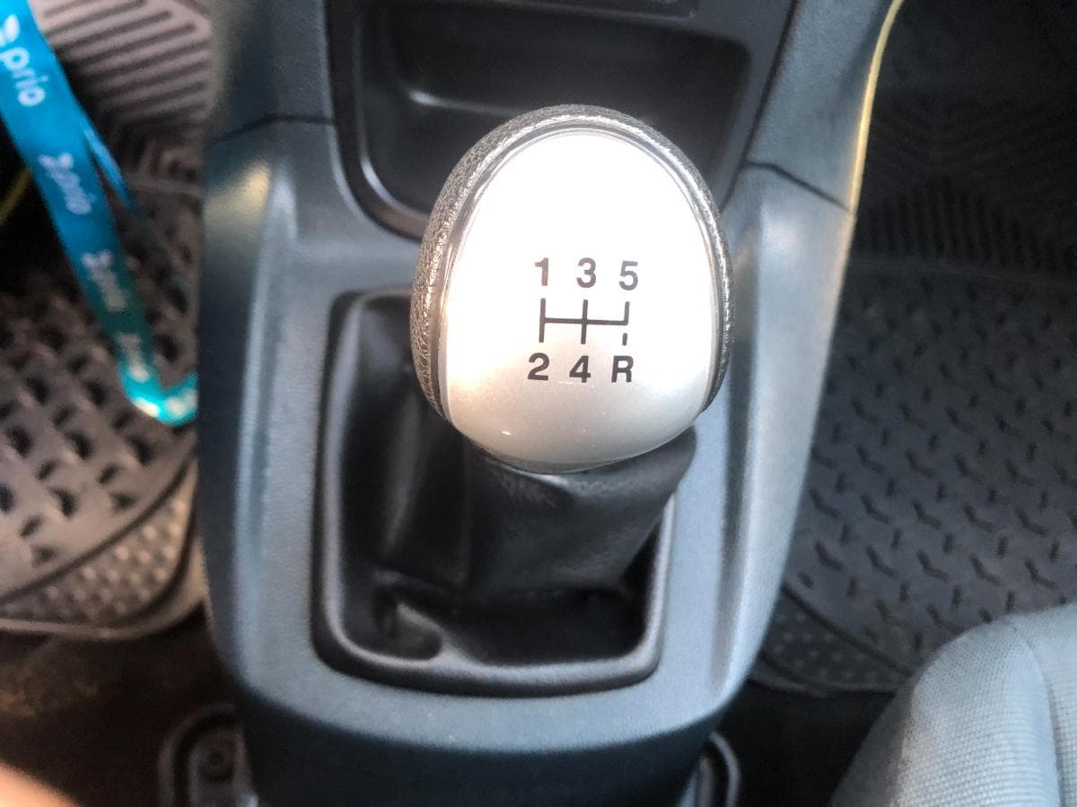 Ford Fiesta 1.4 TDCi · Ano 2010 — imagem 24