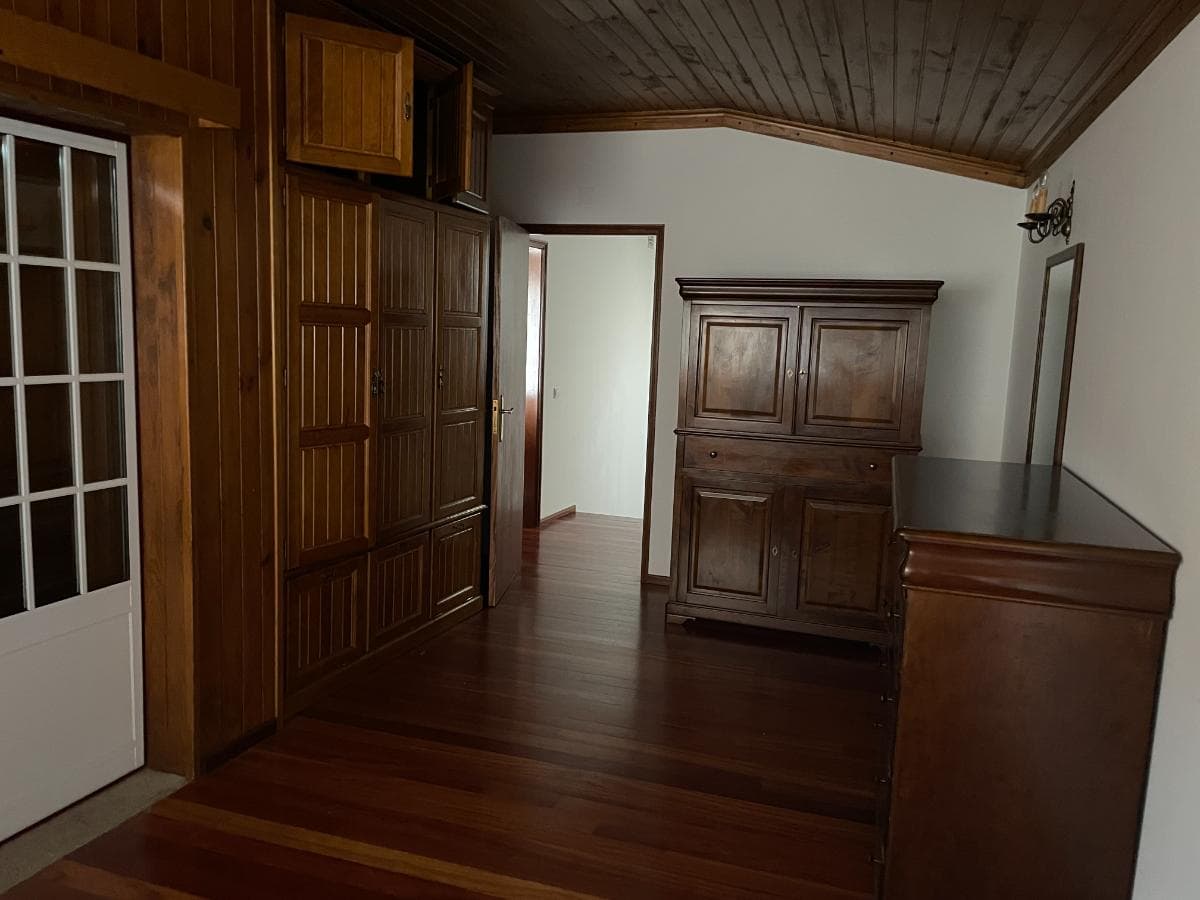 Moradia V4 · Almeida, Guarda — imagen 9