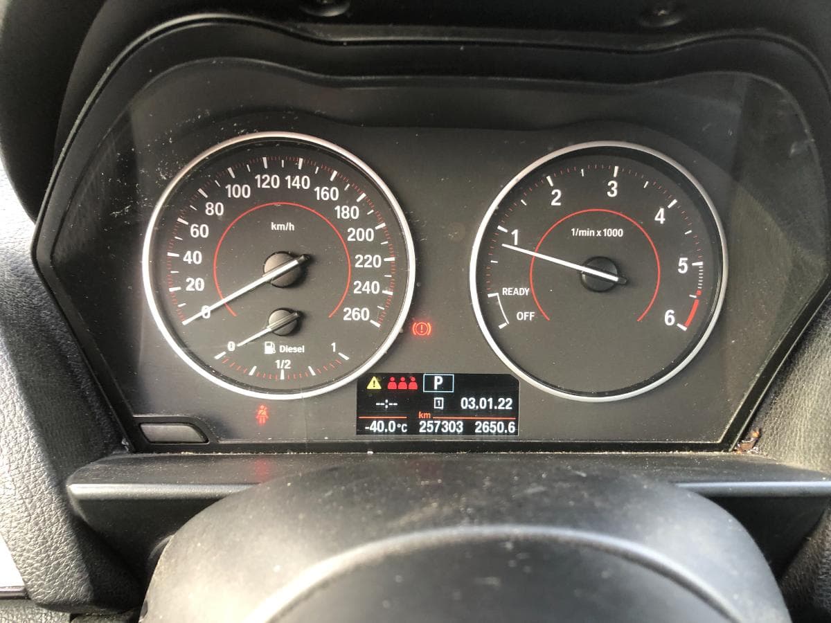 BMW 118D 2.0 · Ano 2013 55-XB-11 — imagem 27