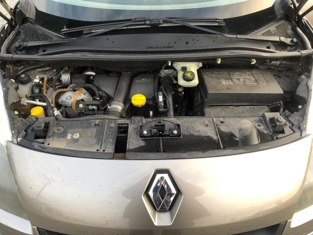 Renault Scénic 1.5DCI · Ano 2009 — image 15
