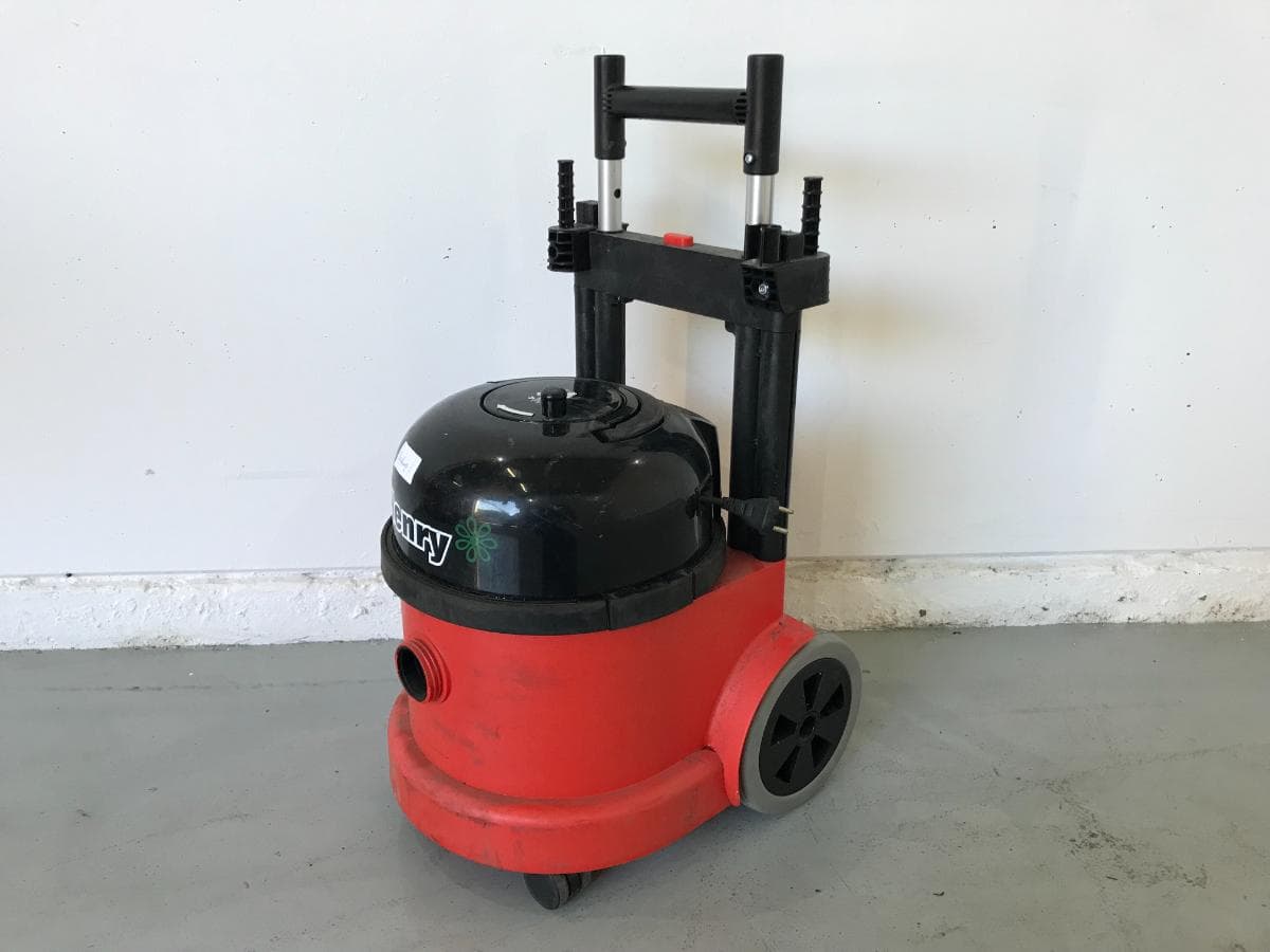 Vacuum Cleaner — image 1