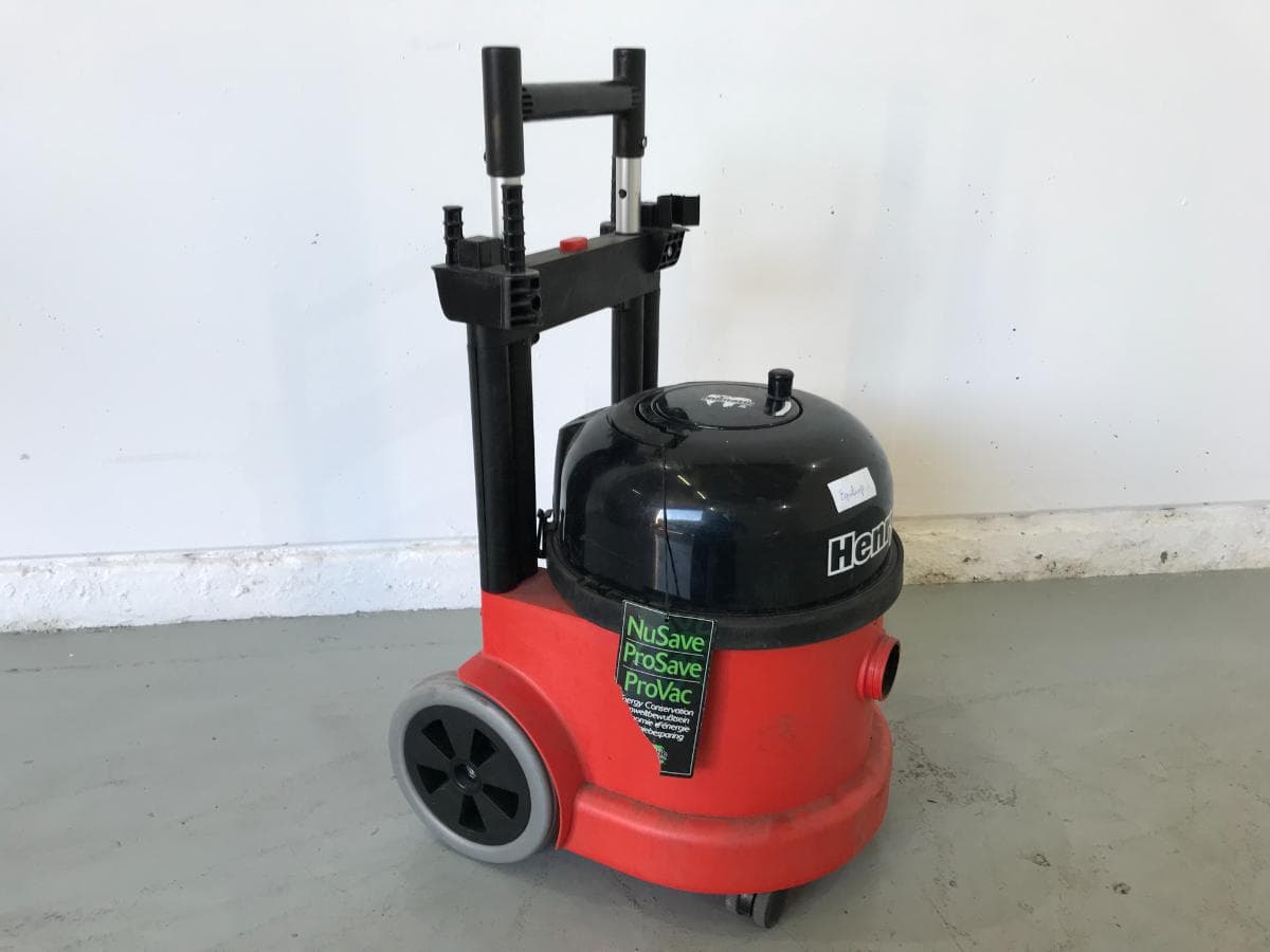 Vacuum Cleaner — image 2