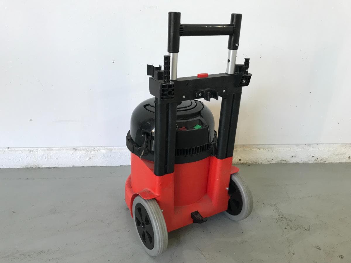 Vacuum Cleaner — image 4