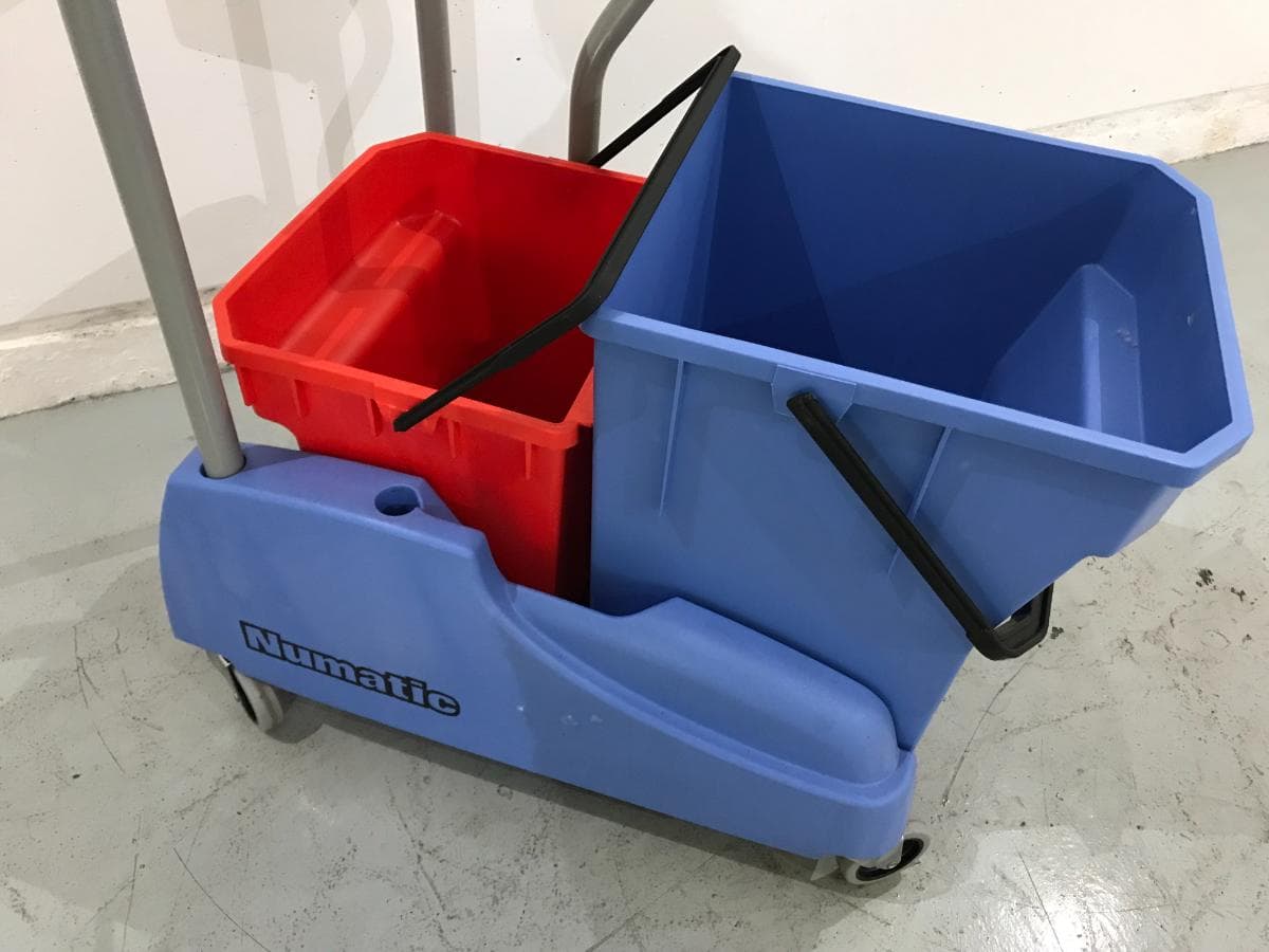 Carrinho Limpeza — imagen 4