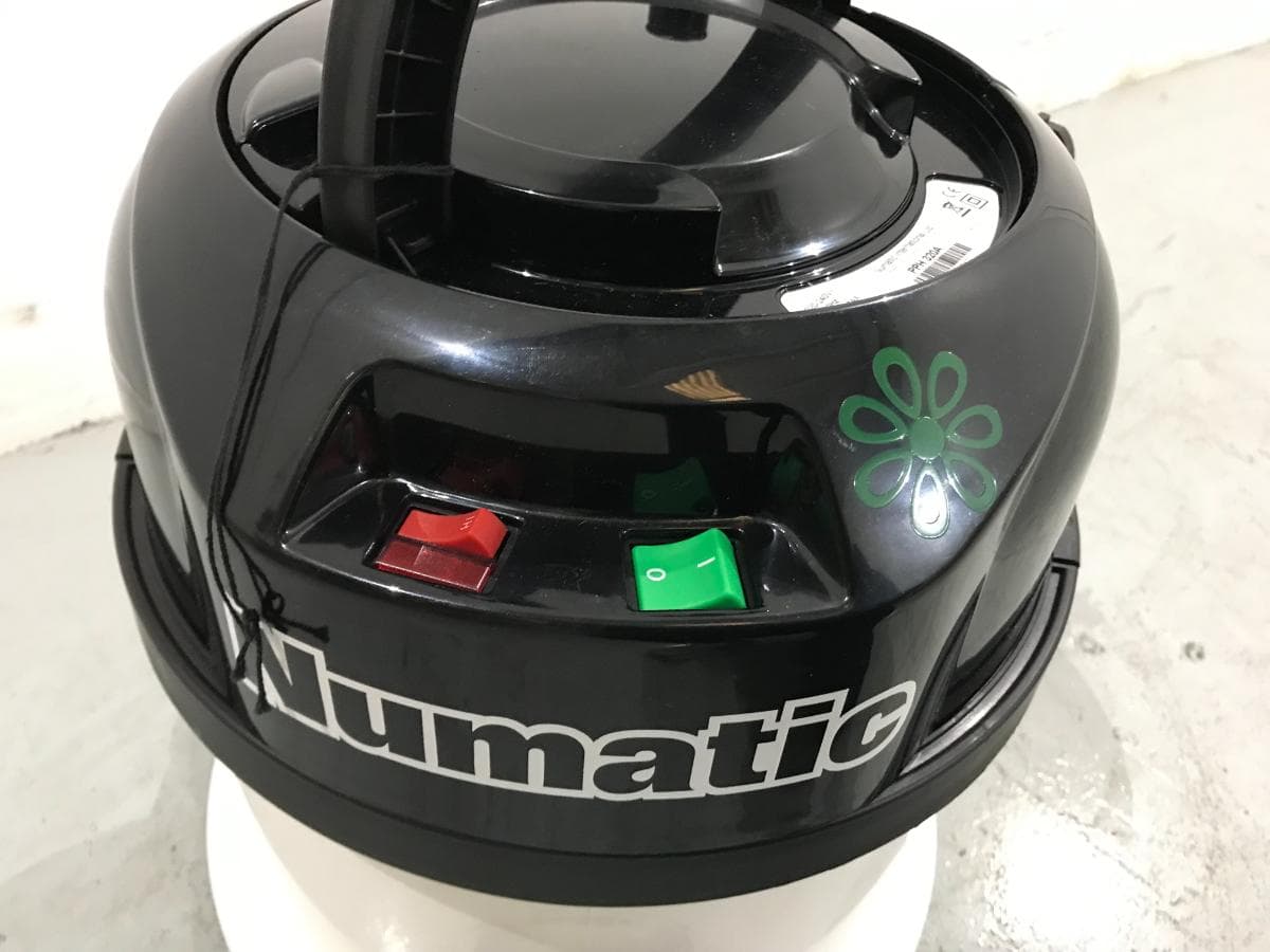 Vacuum Cleaner — image 5