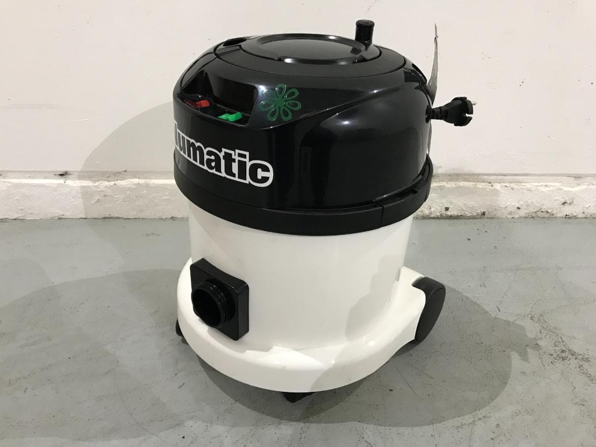 Vacuum Cleaner — image 1