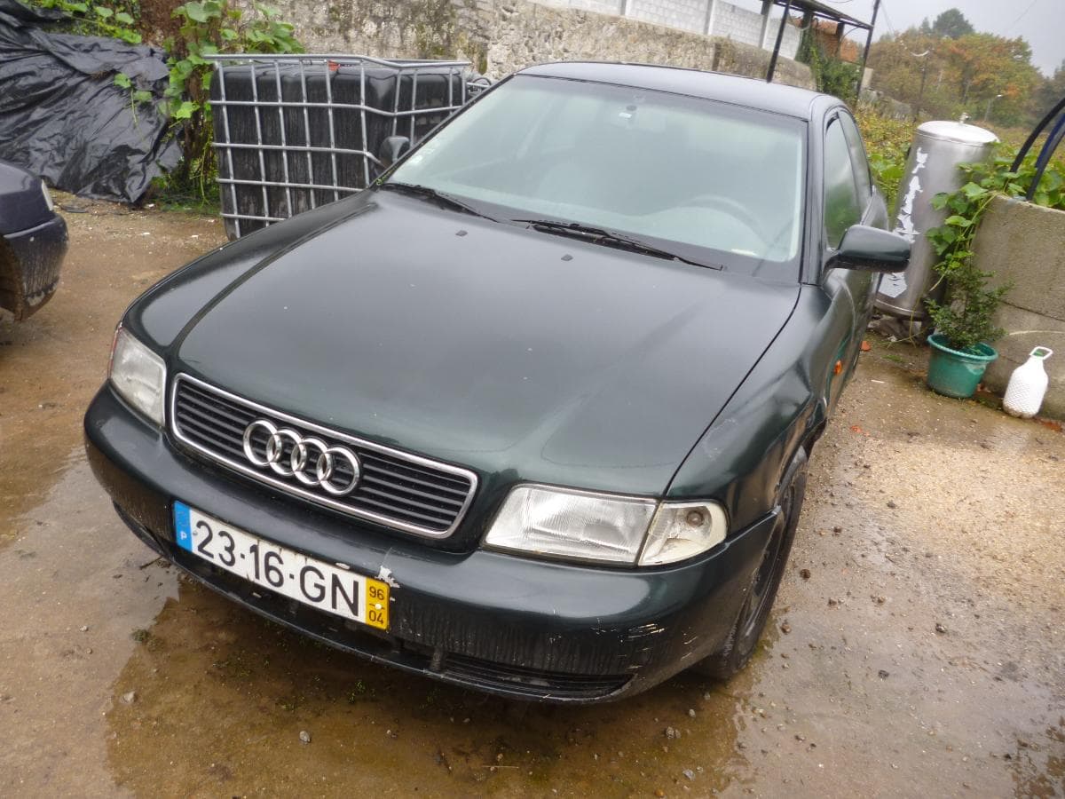 Audi A4 — image 2