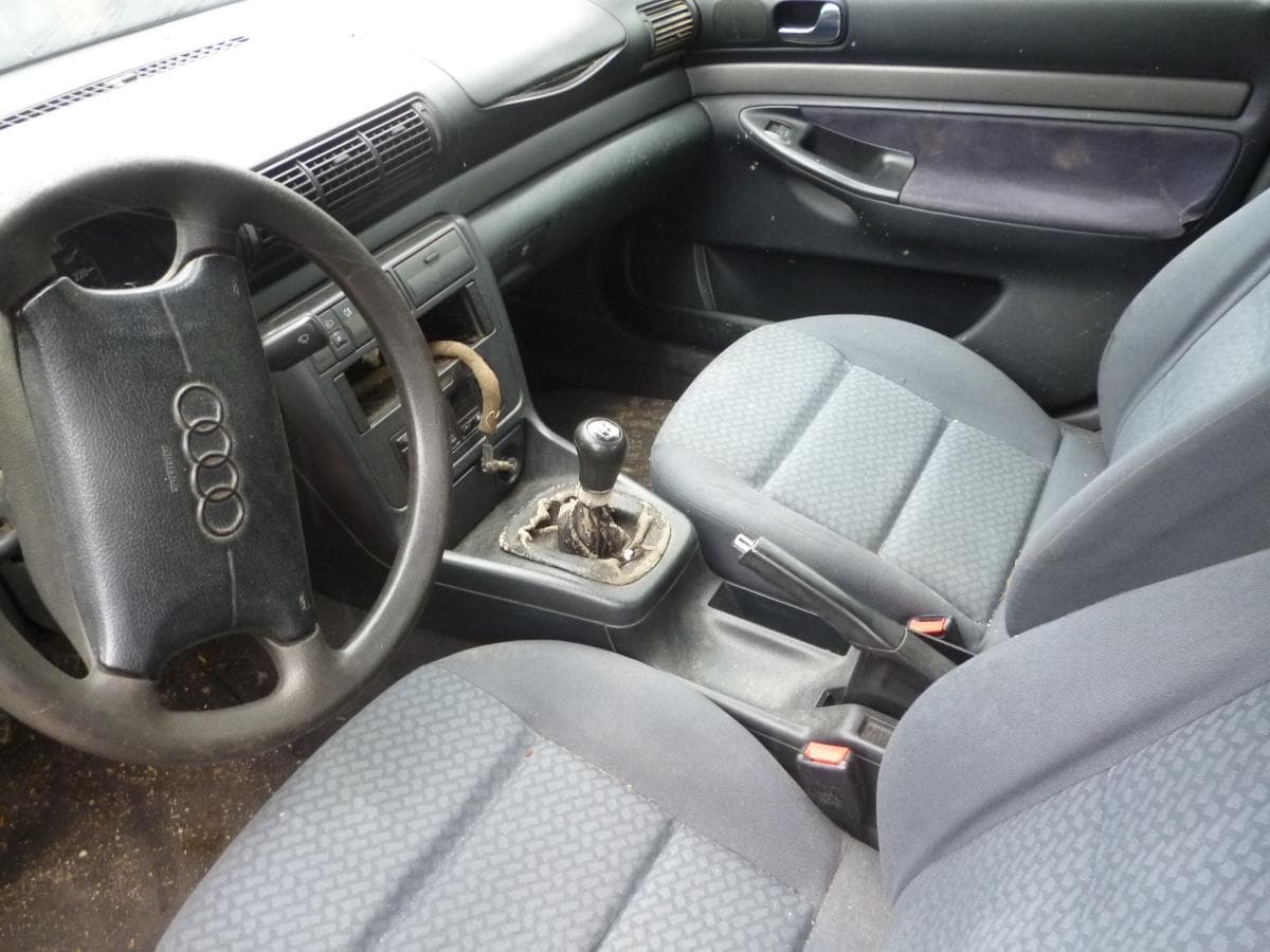 Audi A4 — image 10