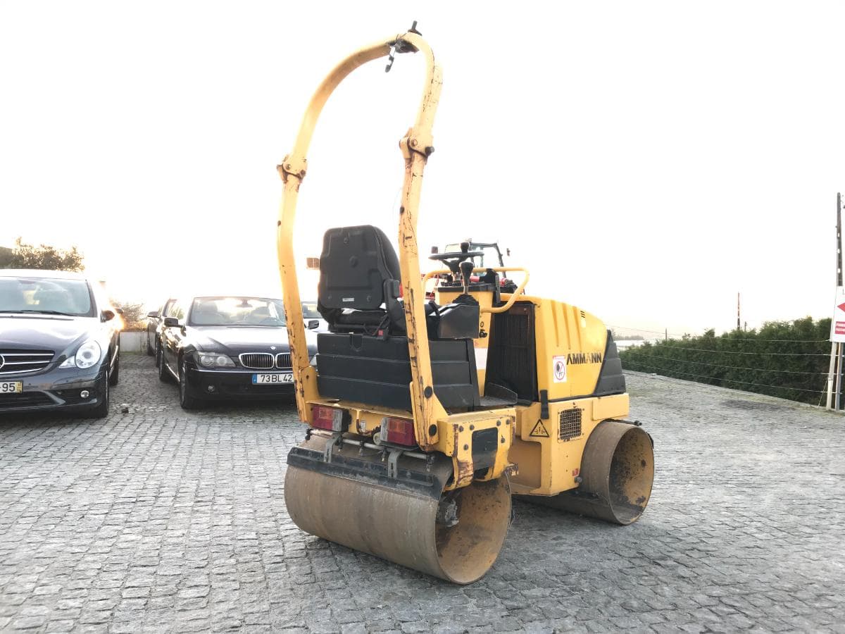 Cilindro Ammann AV20-2 · Ano 2012 — image 3