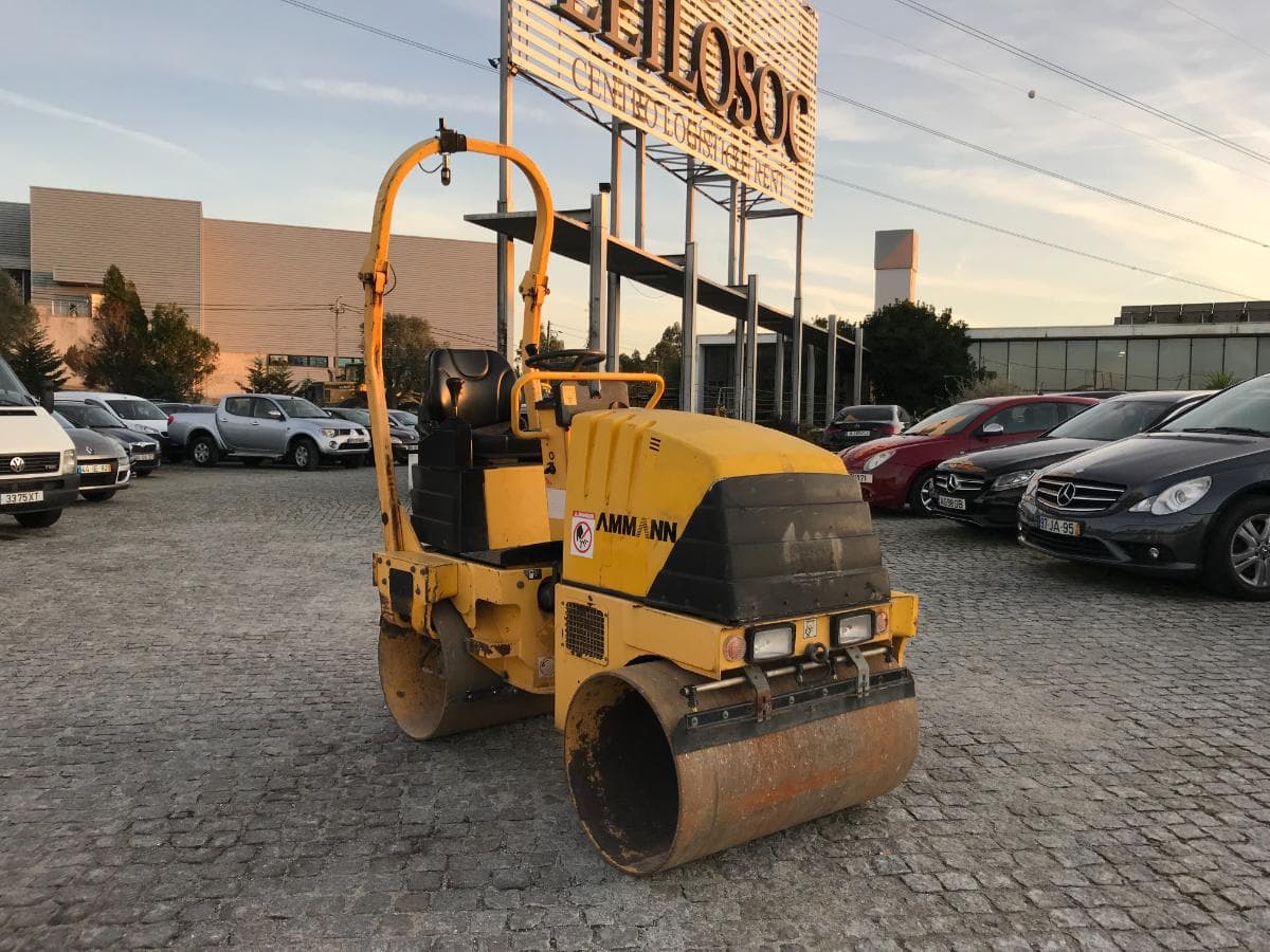 Cilindro Ammann AV20-2 · Ano 2012 — image 1