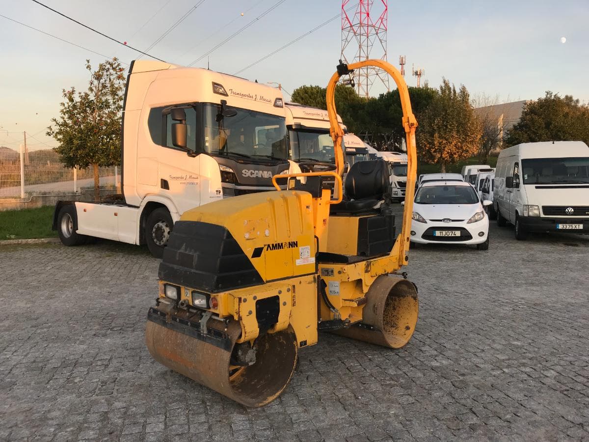 Cilindro Ammann AV20-2 · Ano 2012 — image 2