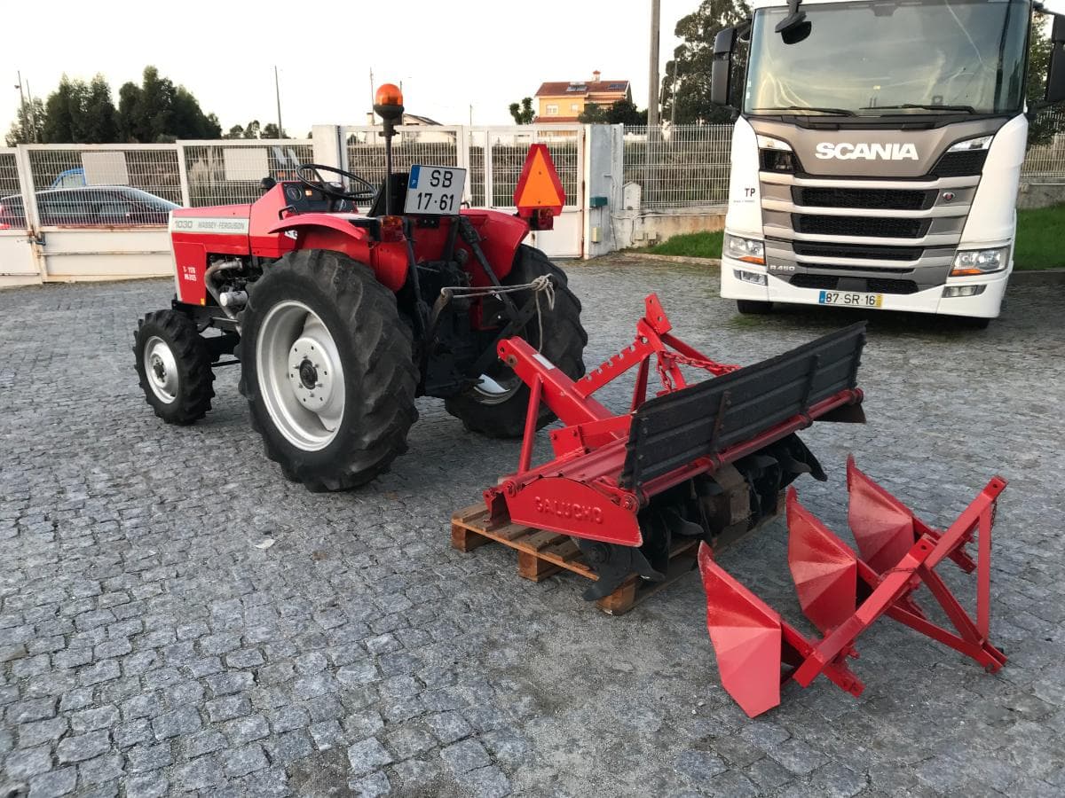 Trator Agrícola MF 1030 · Ano 1989 — imagem 3