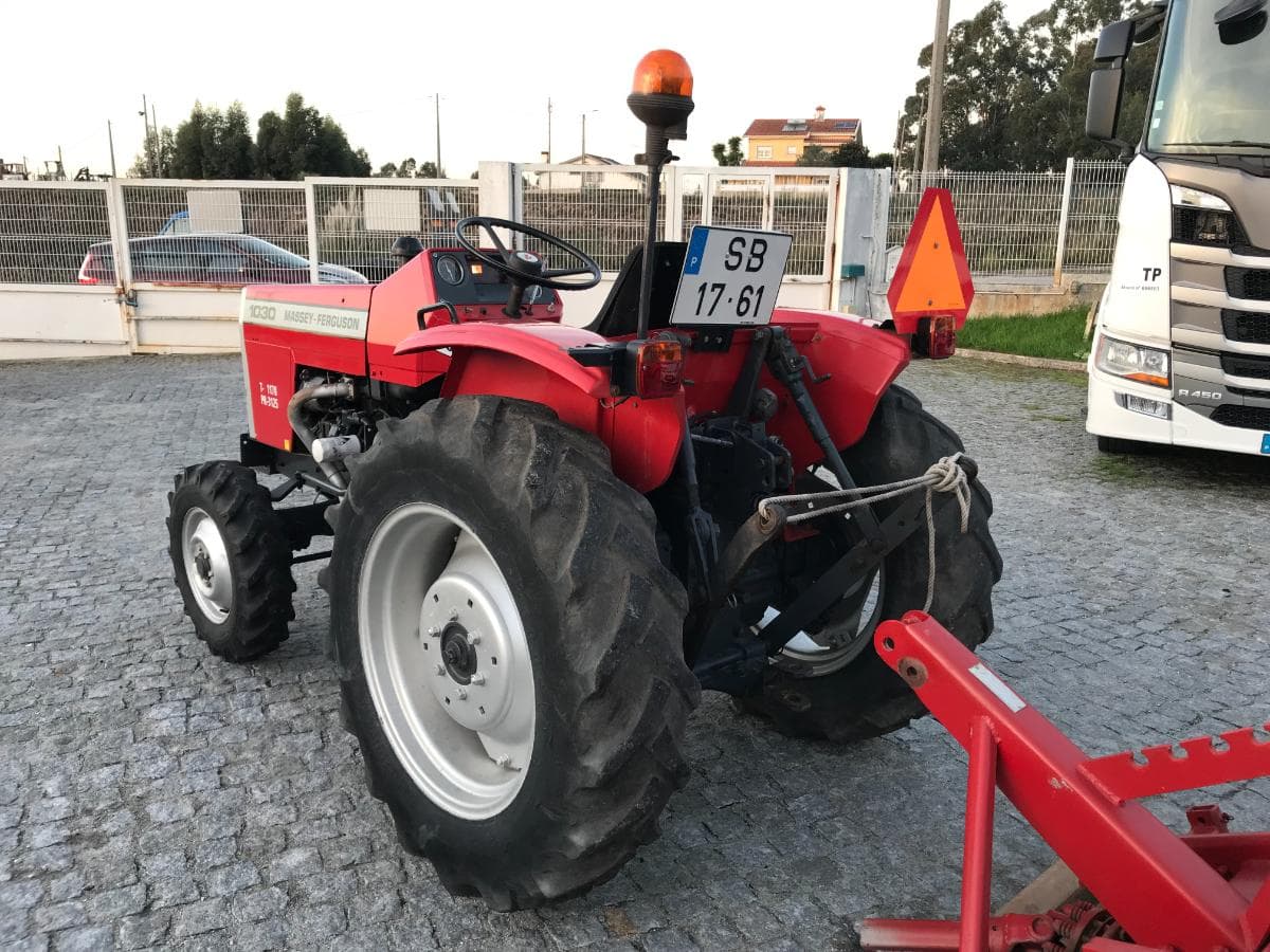 Trator Agrícola MF 1030 · Ano 1989 — imagem 5