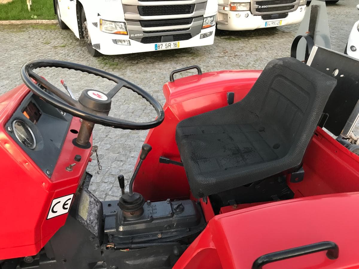 Trator Agrícola MF 1030 · Ano 1989 — imagem 11