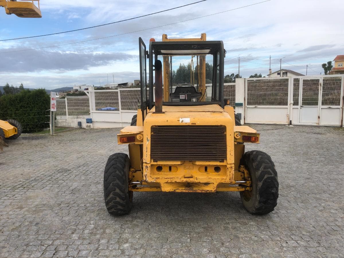 Empilhador JCB · Ano 1989 — imagem 5