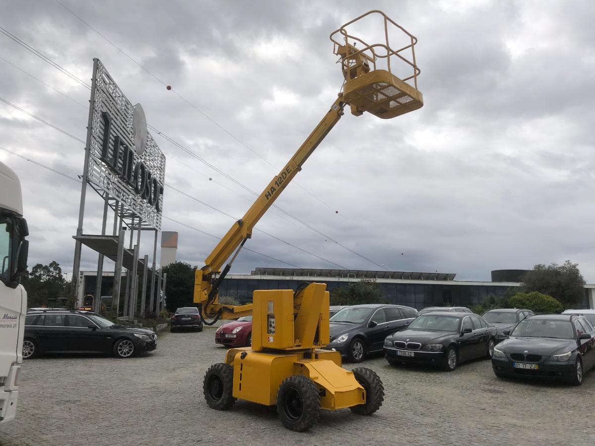 Plataforma Elevatória Haulotte HA12DE — imagem 1