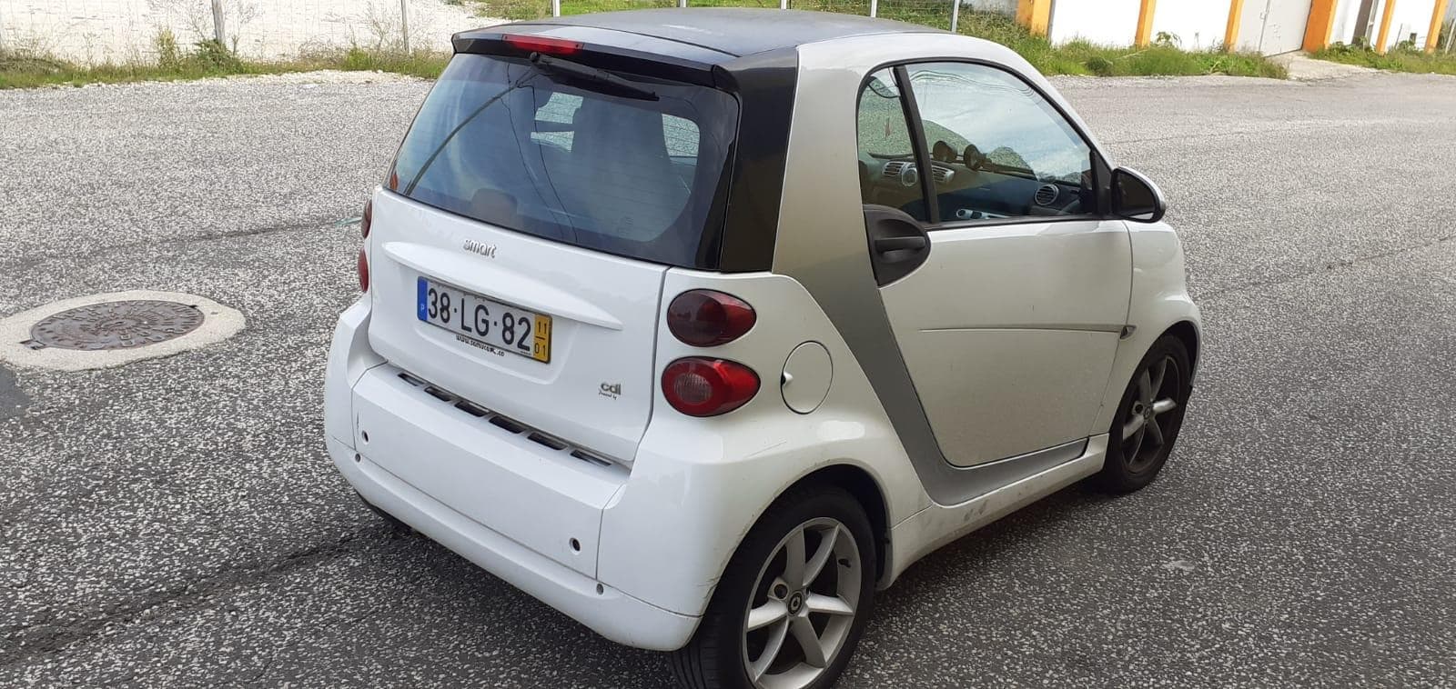 Smart Fortwo Coupé 0.8CDI · Ano 2011 — imagem 6