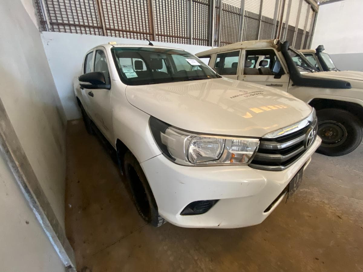 Toyota HILUX (4x4) · — imagem 4