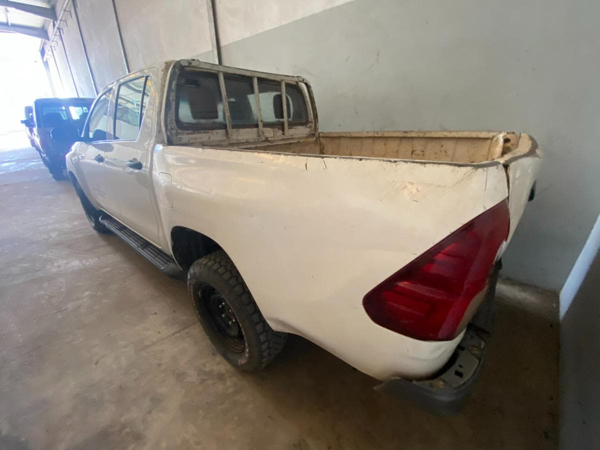 Toyota HILUX (4x4) · — imagem 7