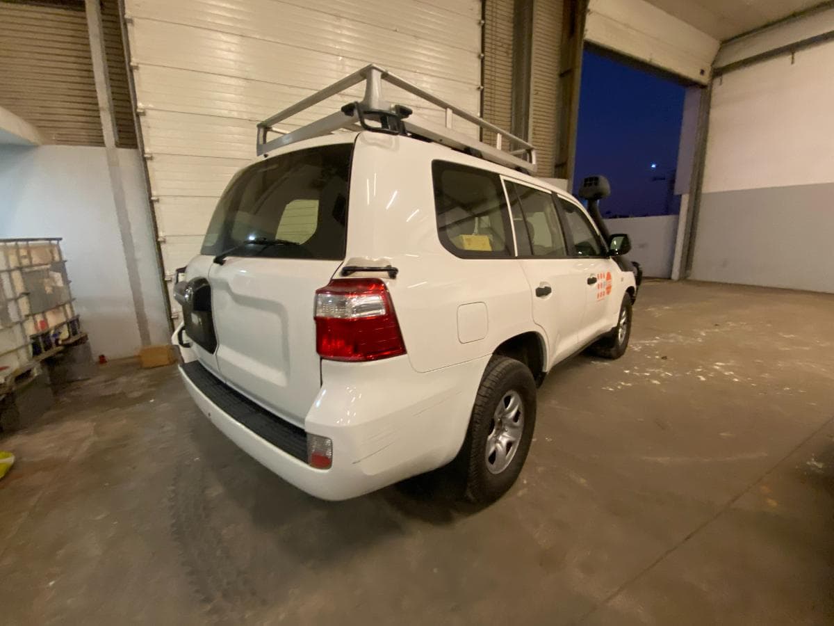 Veículo Toyota Land Cruiser · — imagen 4
